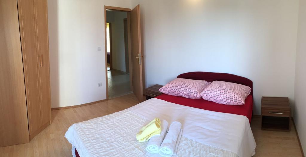 Apartmani Morango Podstrana Luaran gambar