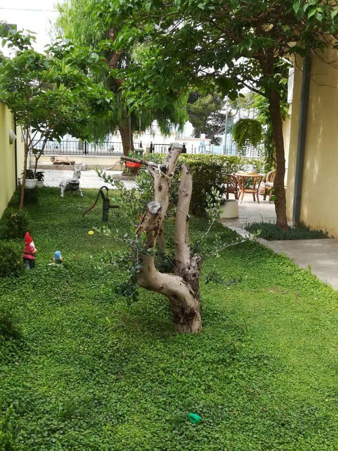 Apartmani Morango Podstrana Luaran gambar